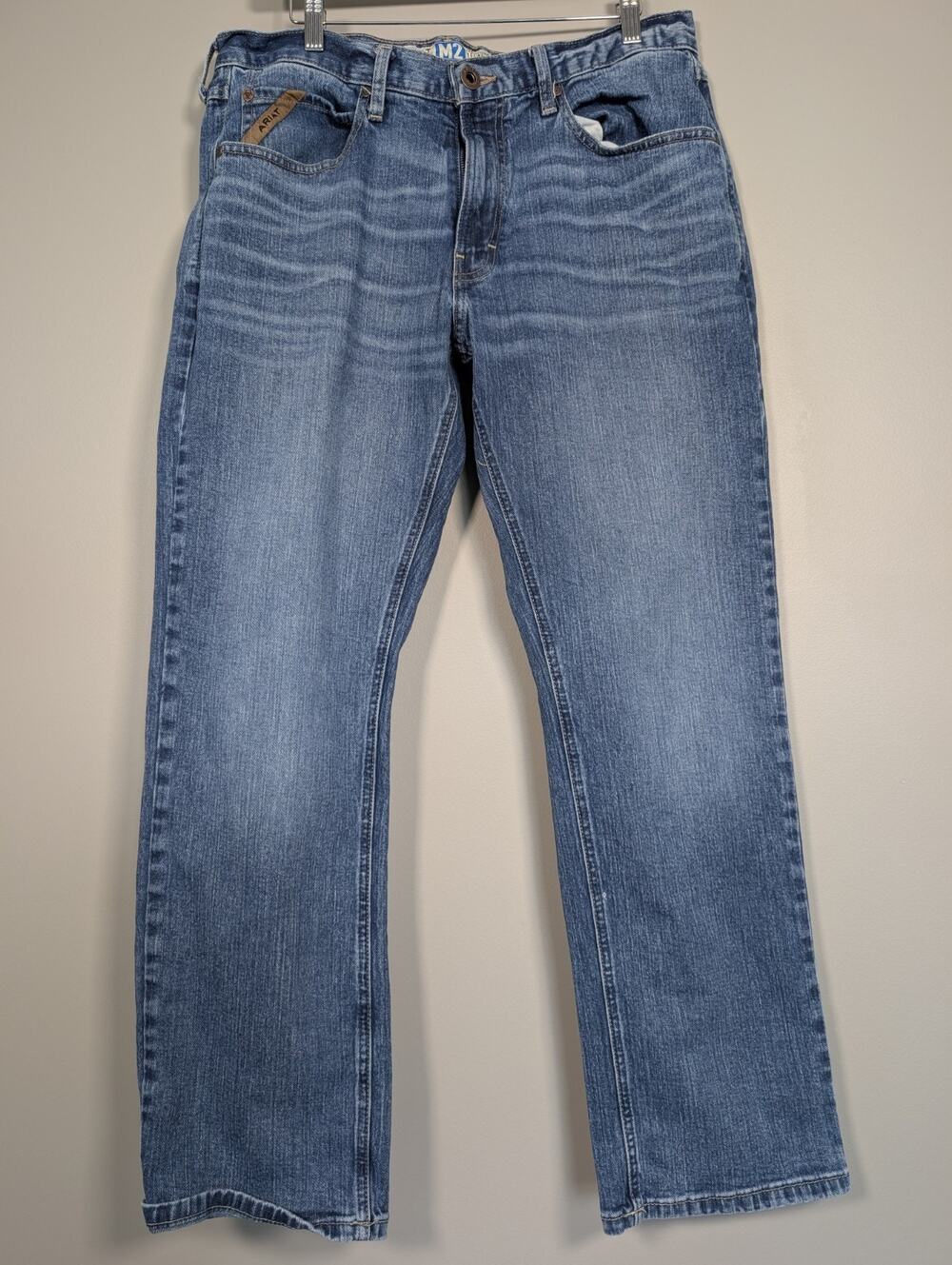 Ariat M2 Mens Jeans 34x30 (Tag 34x32) Loop Lock Relaxed Blue Denim Workwear